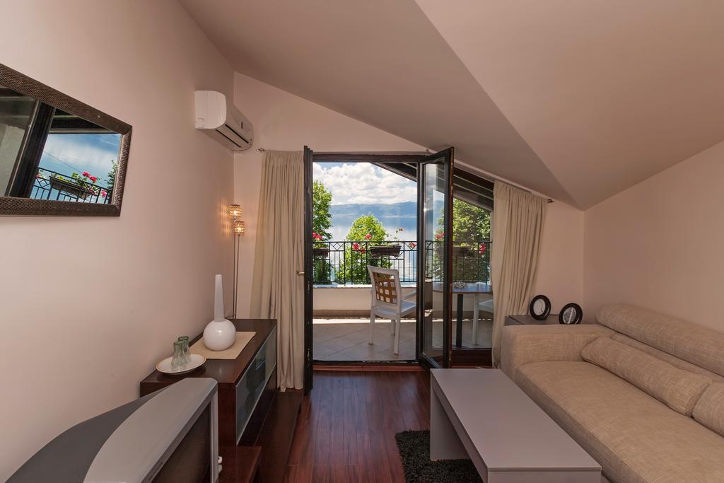 Villa Klia Lagadin Rum bild