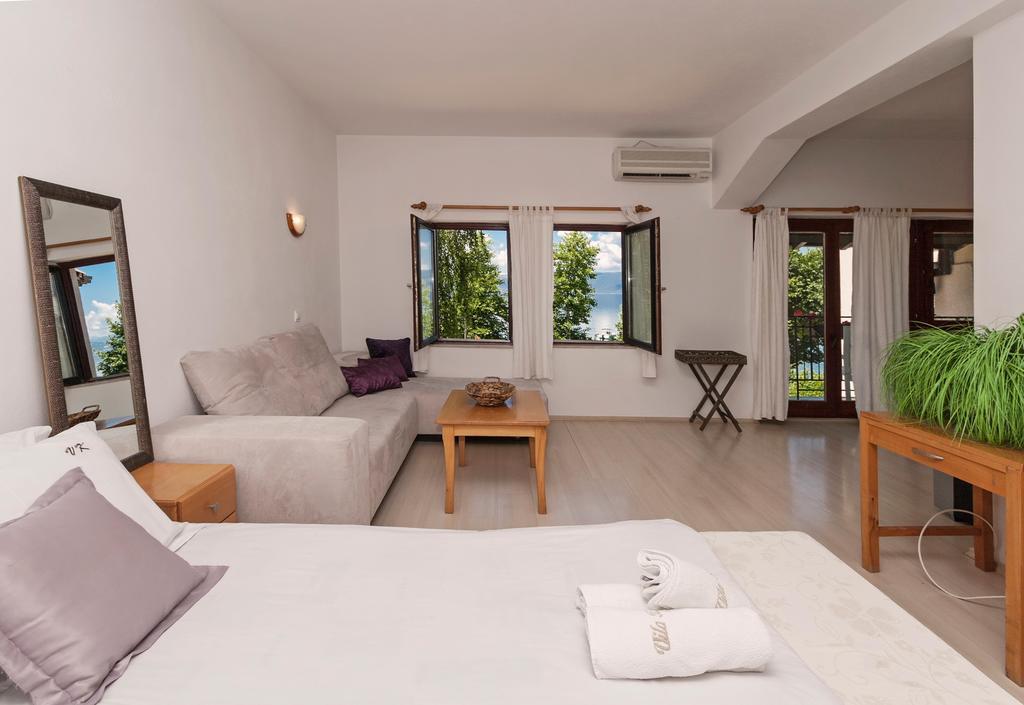 Villa Klia Lagadin Rum bild