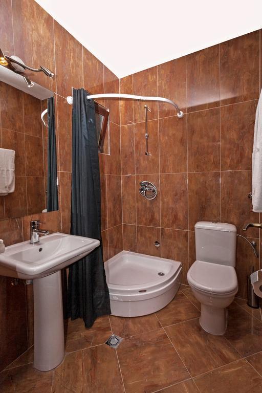 Villa Klia Lagadin Exteriör bild